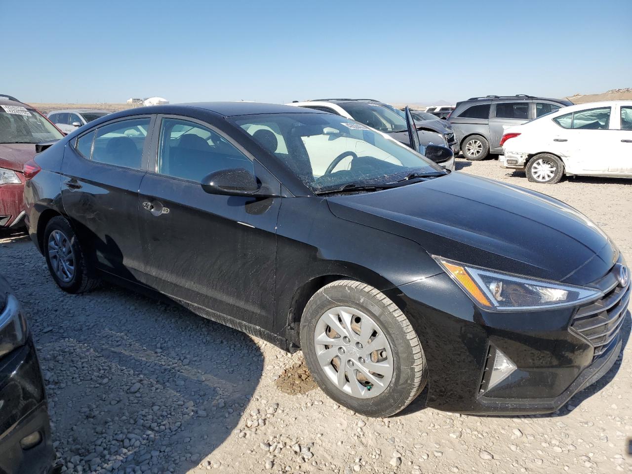 2019 Hyundai Elantra - Image 4