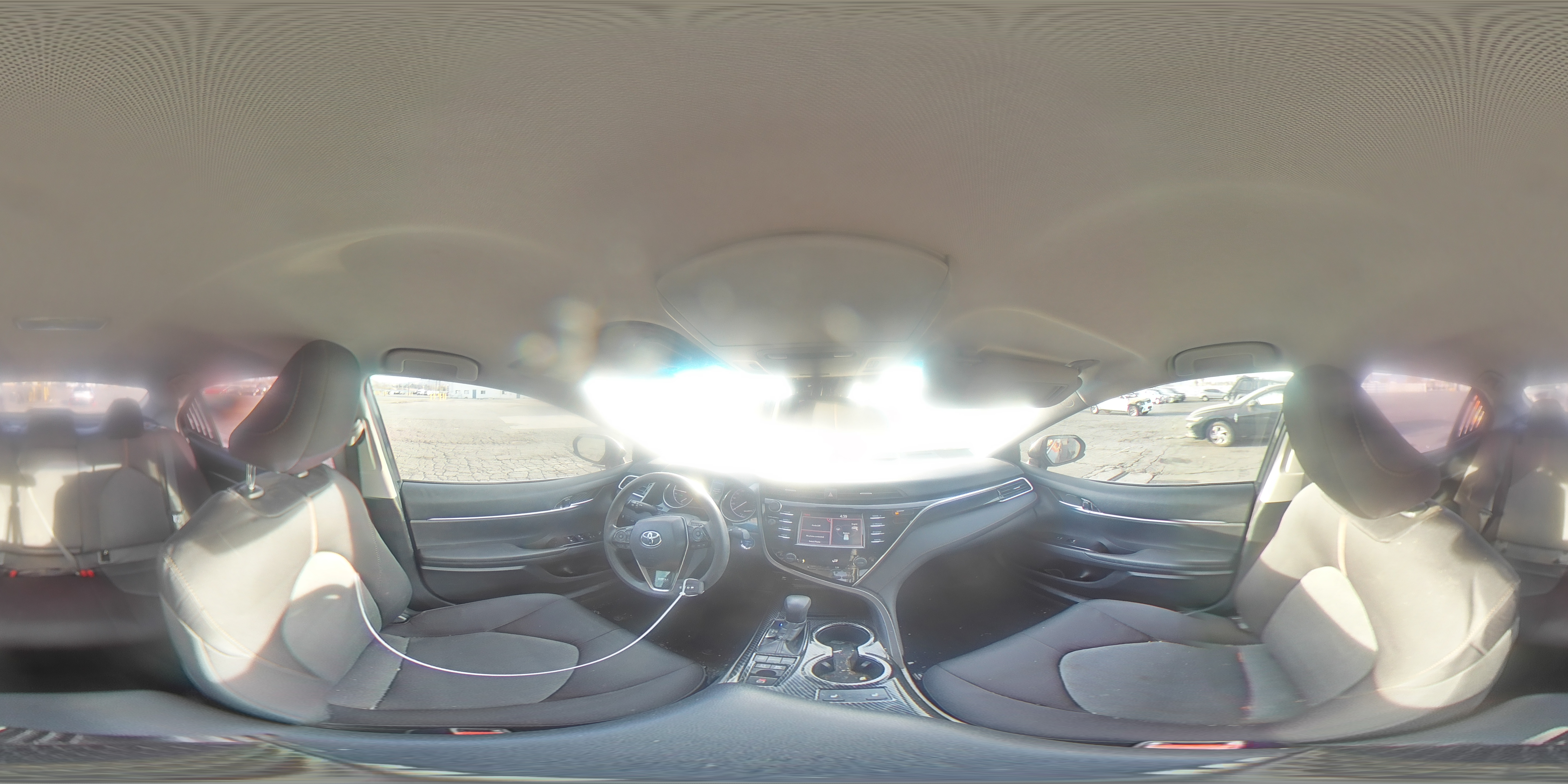 2018 Toyota Camry - Image 12
