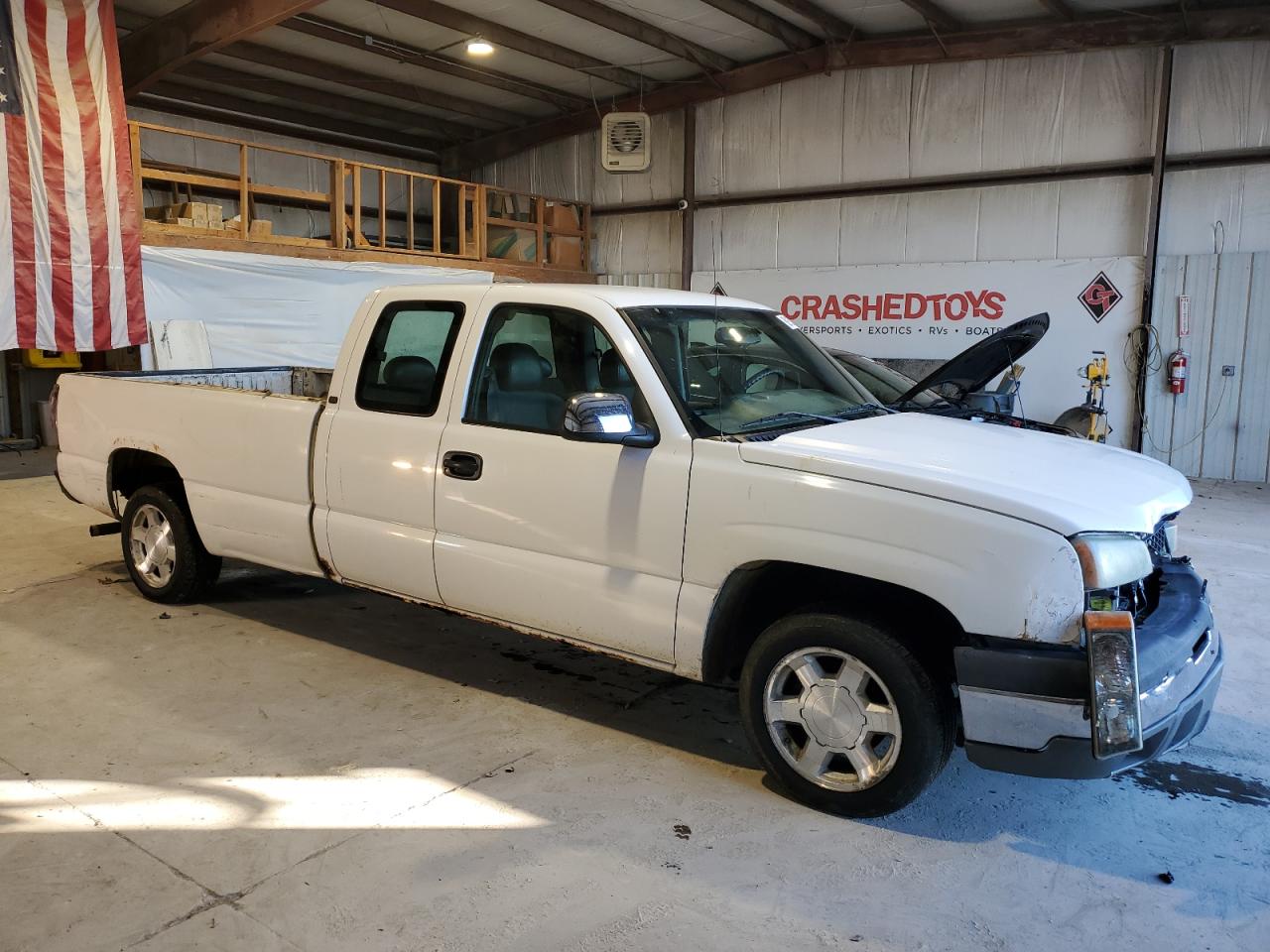 2004 Chevrolet Silverado - Image 4