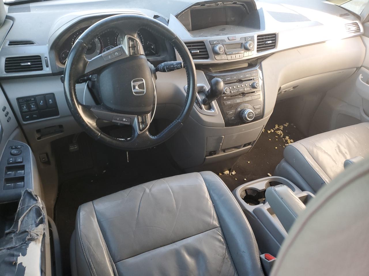 2011 Honda Odyssey - Image 8