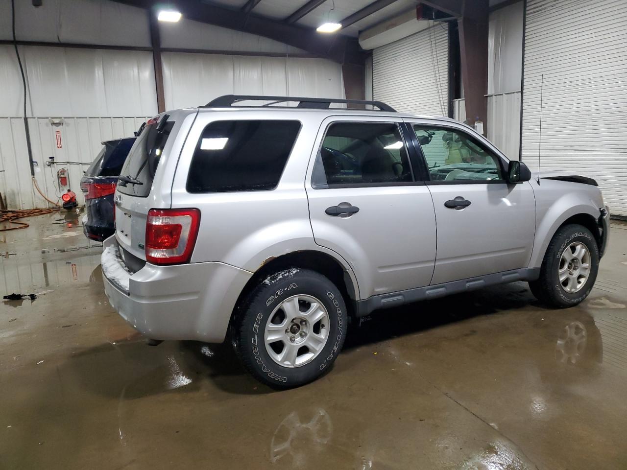 2011 Ford Escape - Image 3