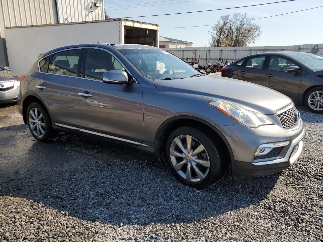 2017 Infiniti QX50 - Image 4