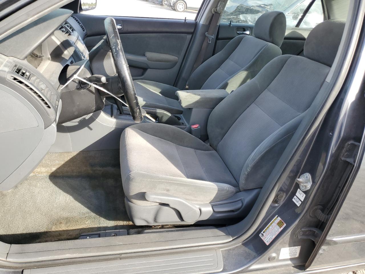 2004 Honda Accord - Image 7
