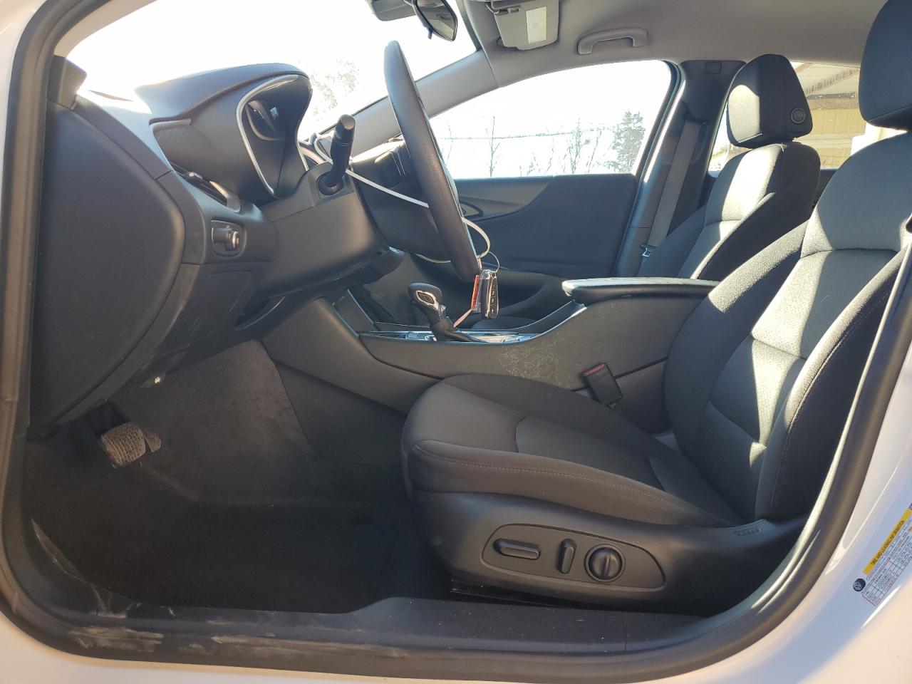 2023 Chevrolet Malibu - Image 7