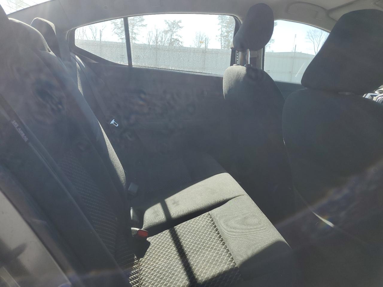 2021 Nissan Versa - Image 10