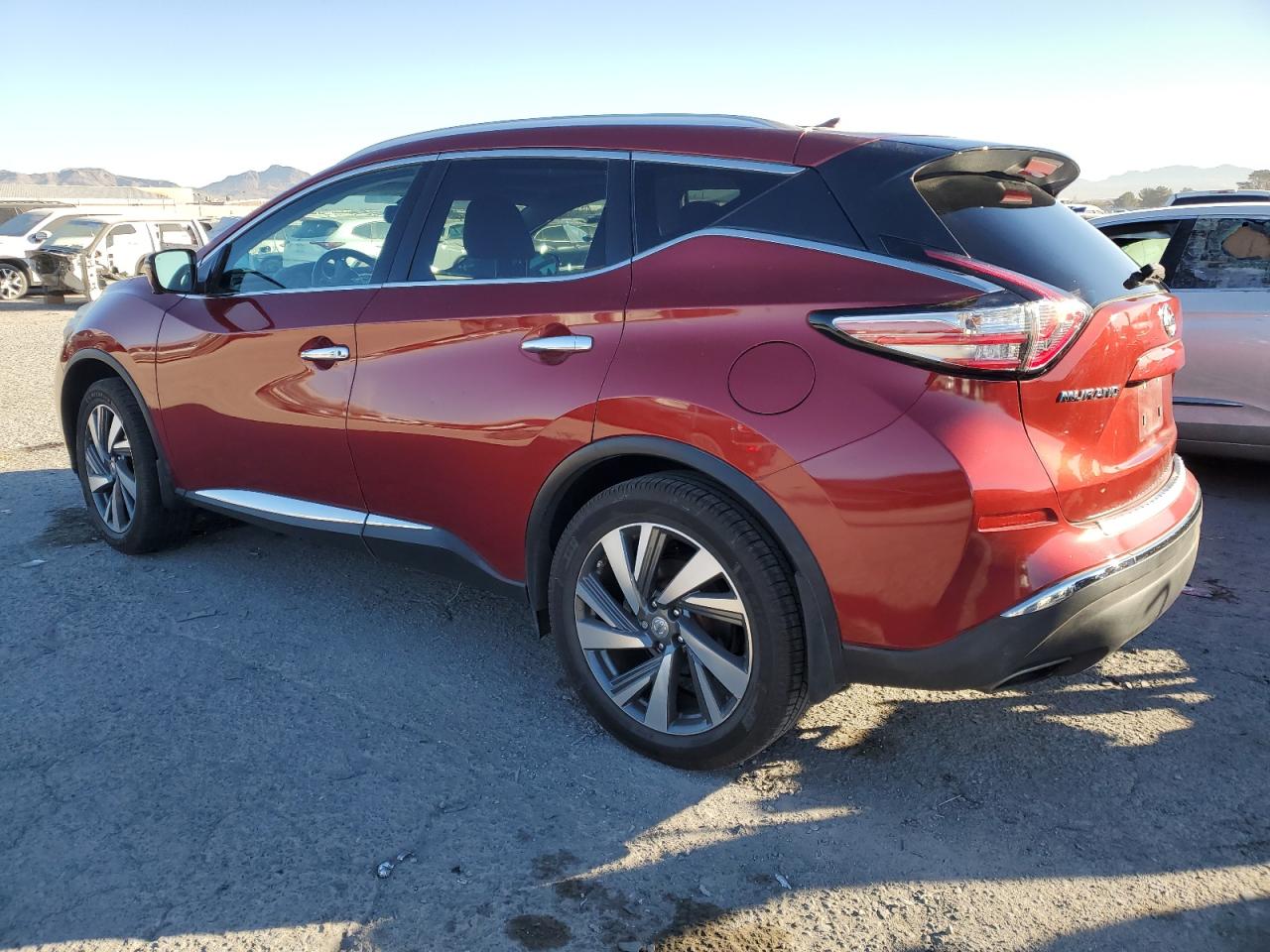2015 Nissan Murano - Image 2