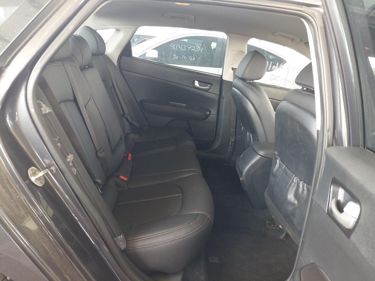 5XXGT4L38JG231750 - 2018 Kia Optima - #89227615