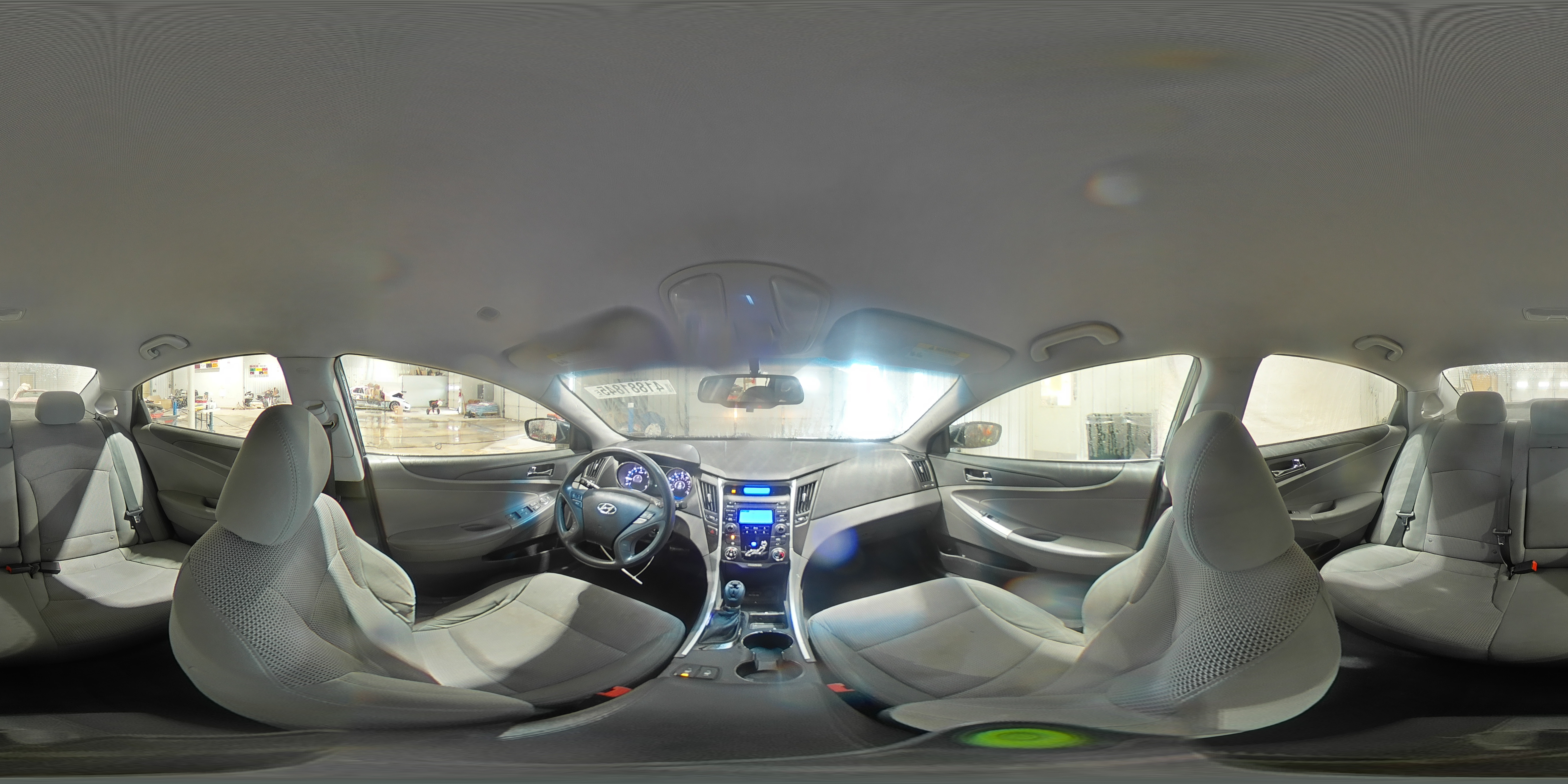 2013 Hyundai Sonata - Image 14