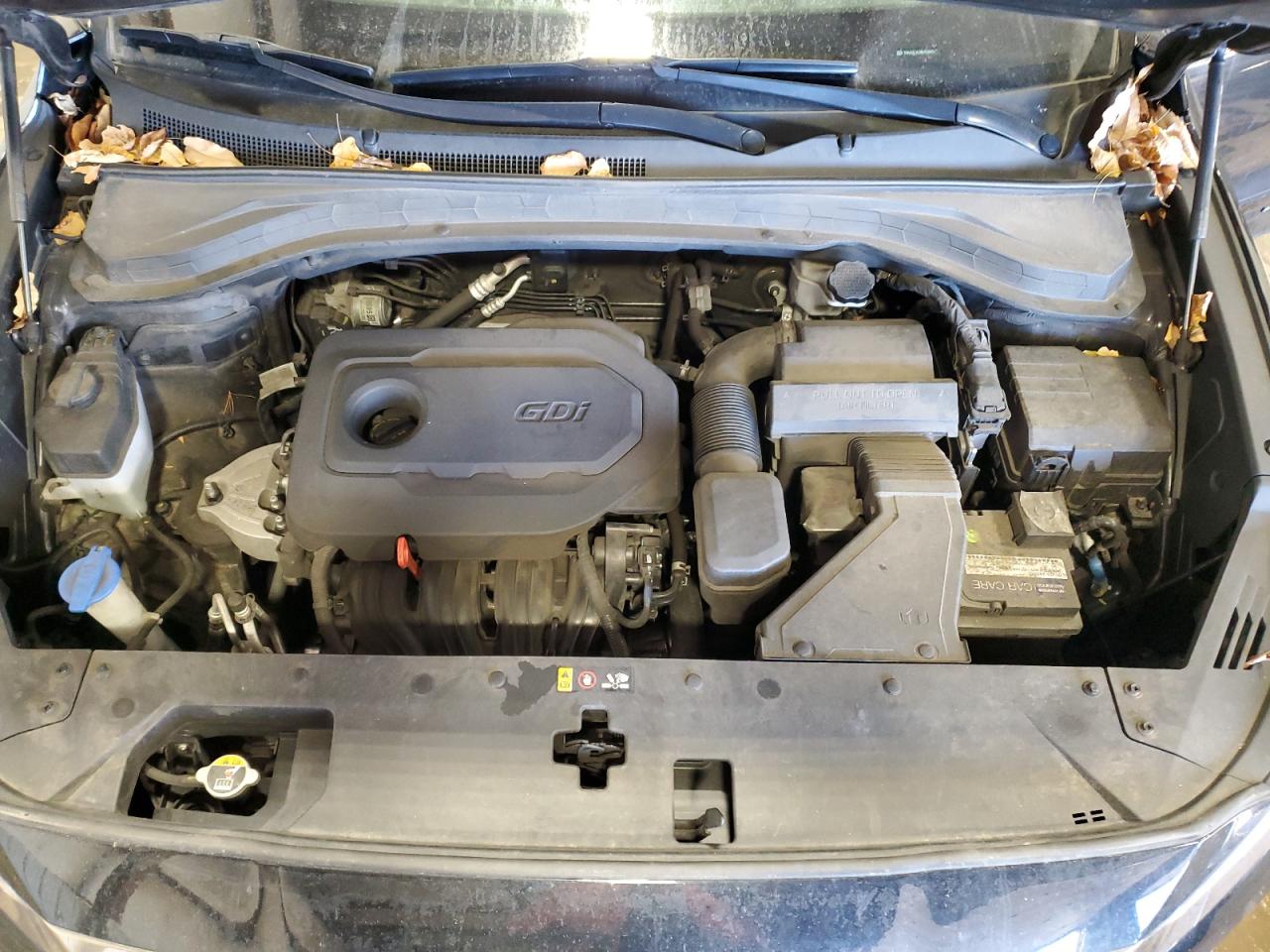 2019 Hyundai Santa Fe - Image 12