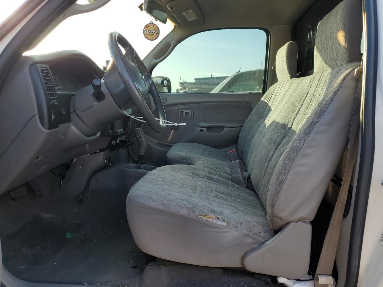 2004 Toyota Tacoma - Image 7