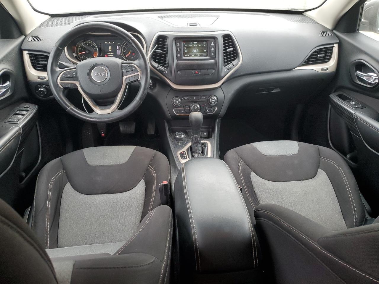 2014 Jeep Grand Cherokee - Image 8