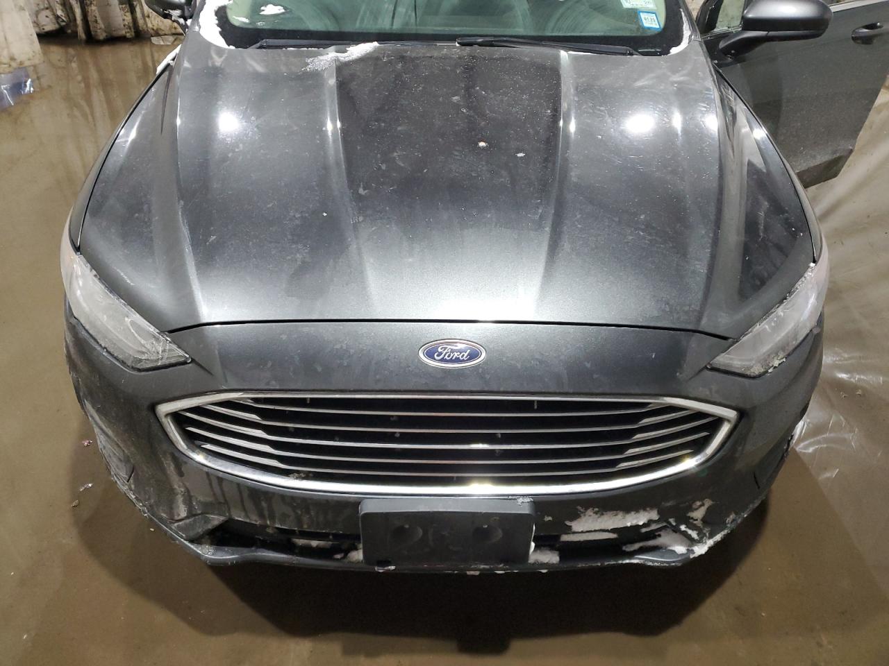 2019 Ford Fusion - Image 11