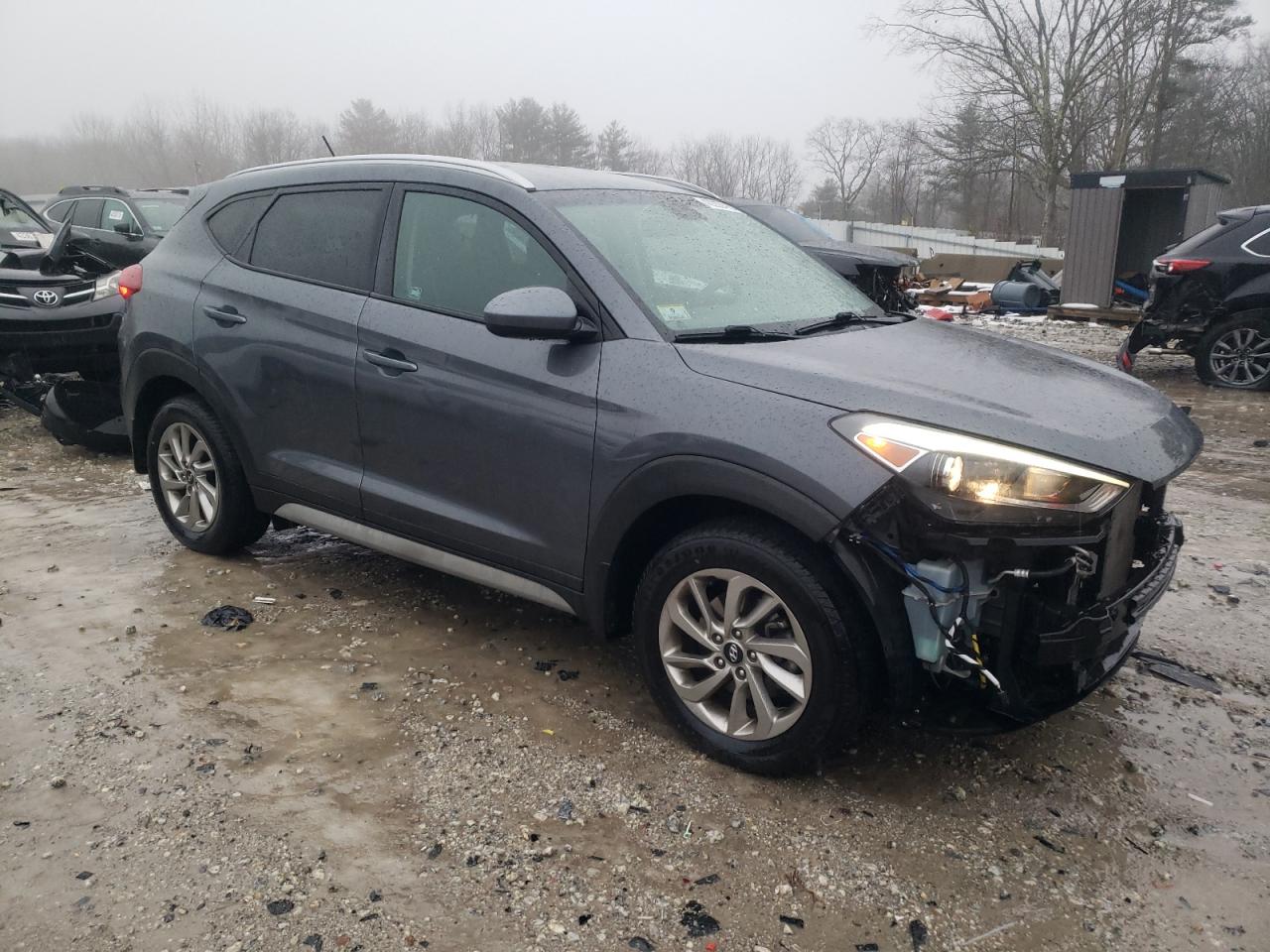 2017 Hyundai Tucson - Image 4