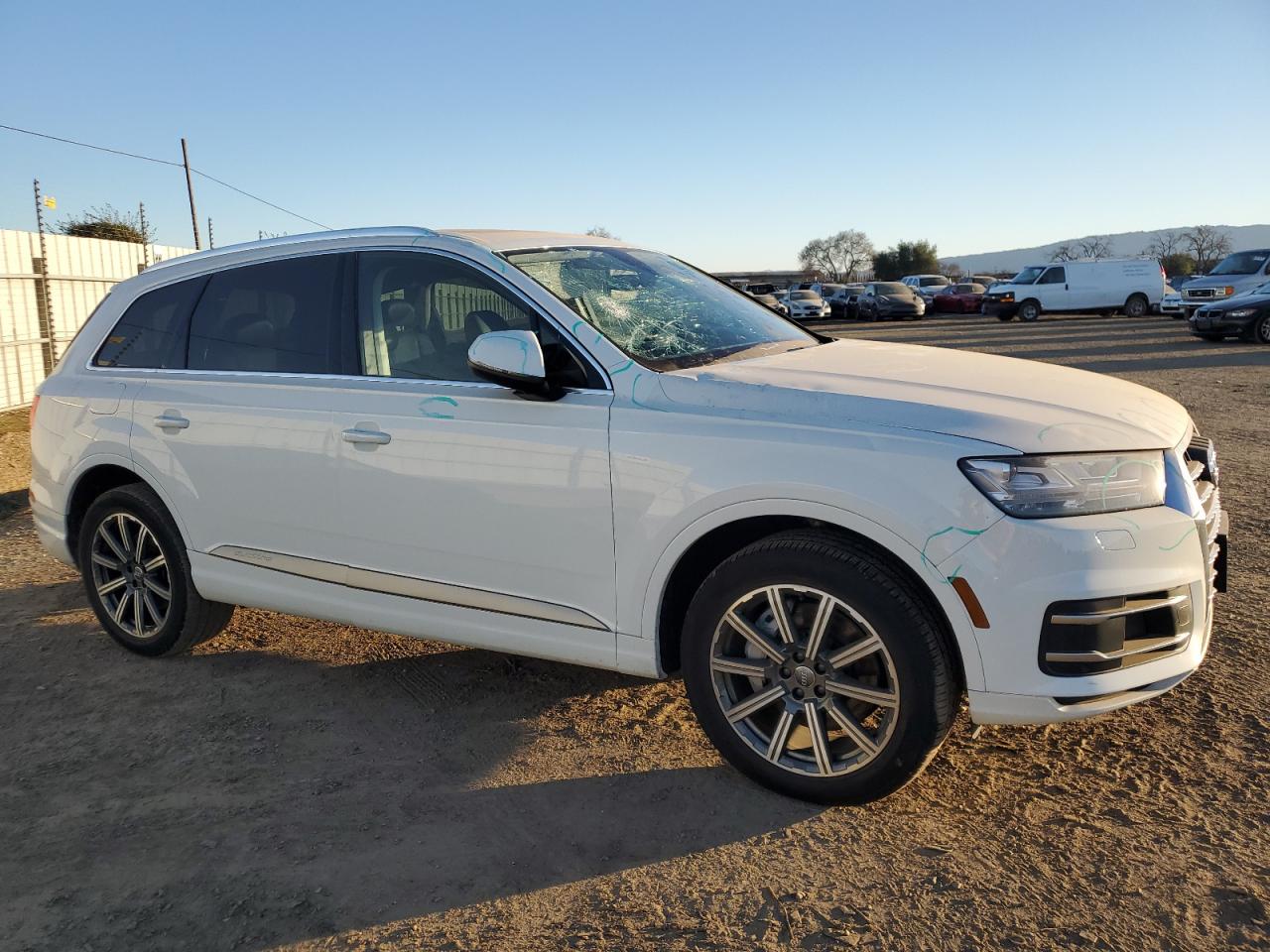 VIN WA1LHAF7XKD022612 2019 AUDI Q7 no.4