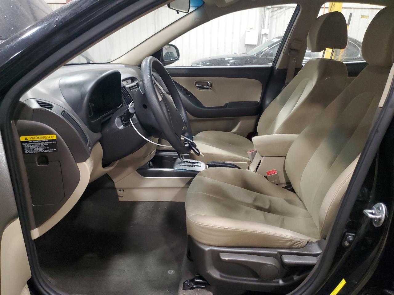 2010 Hyundai Elantra - Image 7