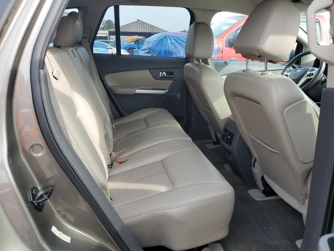 2013 Ford Edge - Image 12
