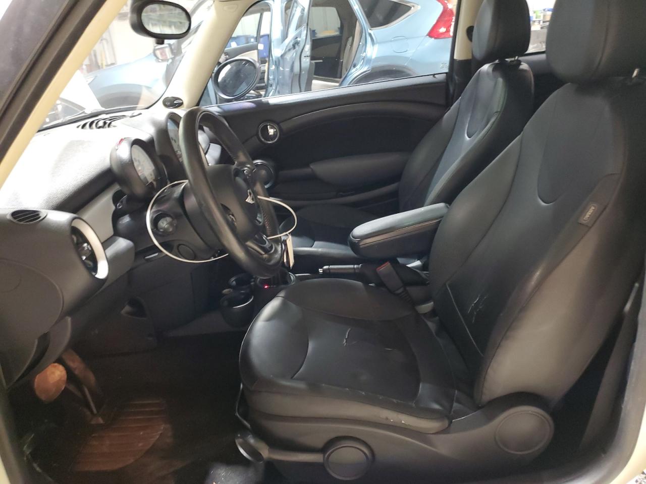 2011 MINI Cooper - Image 7