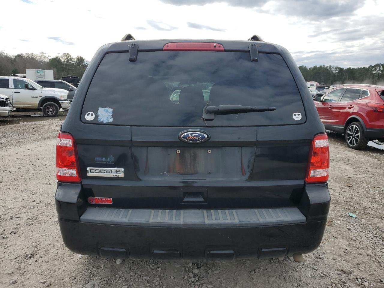 2010 Ford Escape - Image 6
