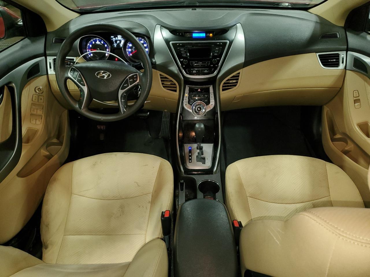 2013 Hyundai Elantra - Image 8
