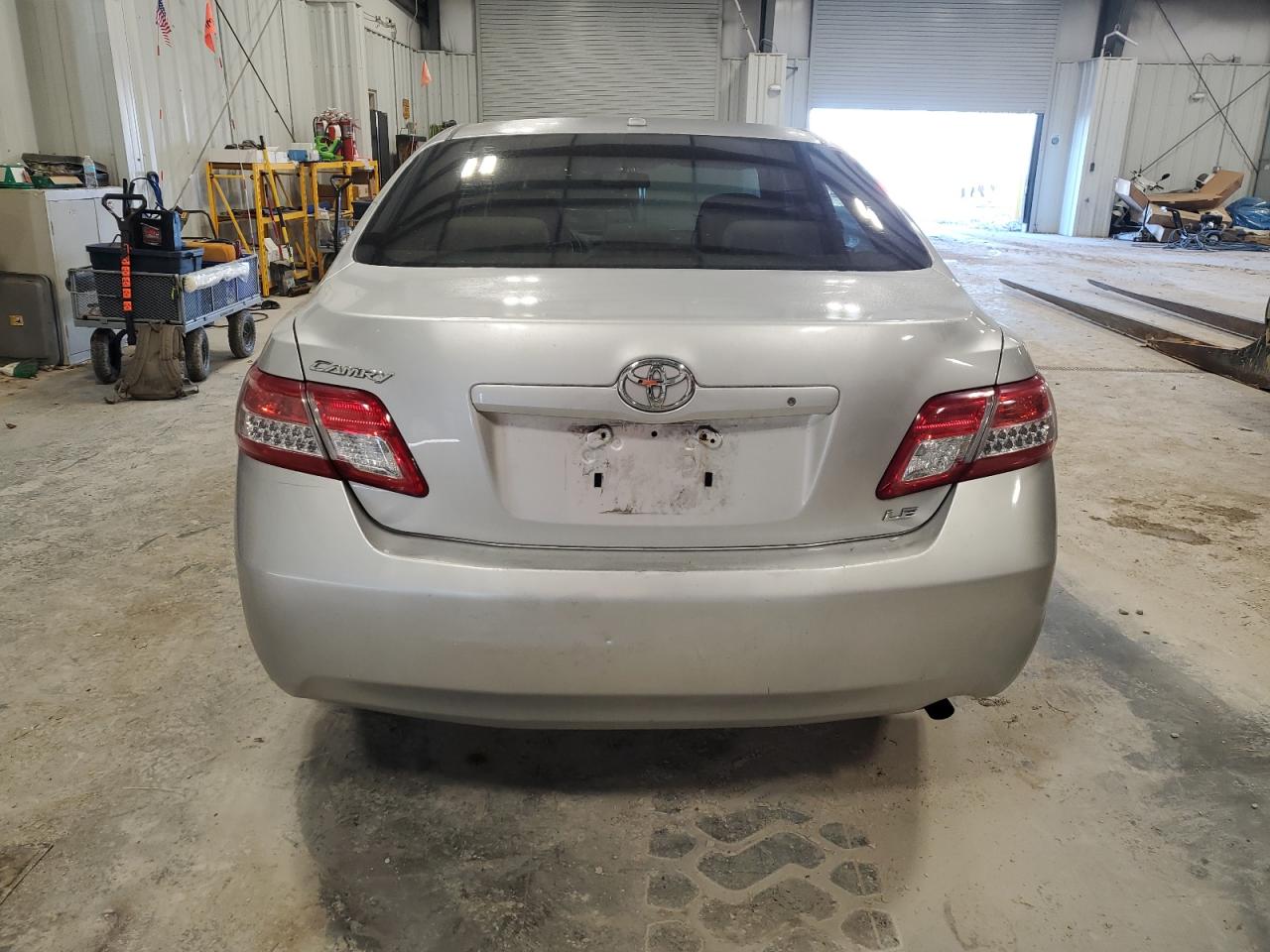 2010 Toyota Camry - Image 6