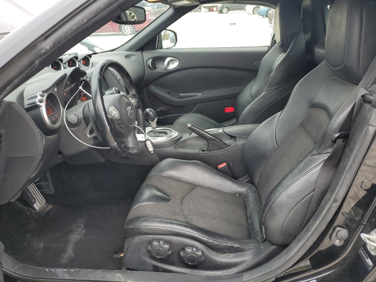 2014 Nissan 370Z - Image 7