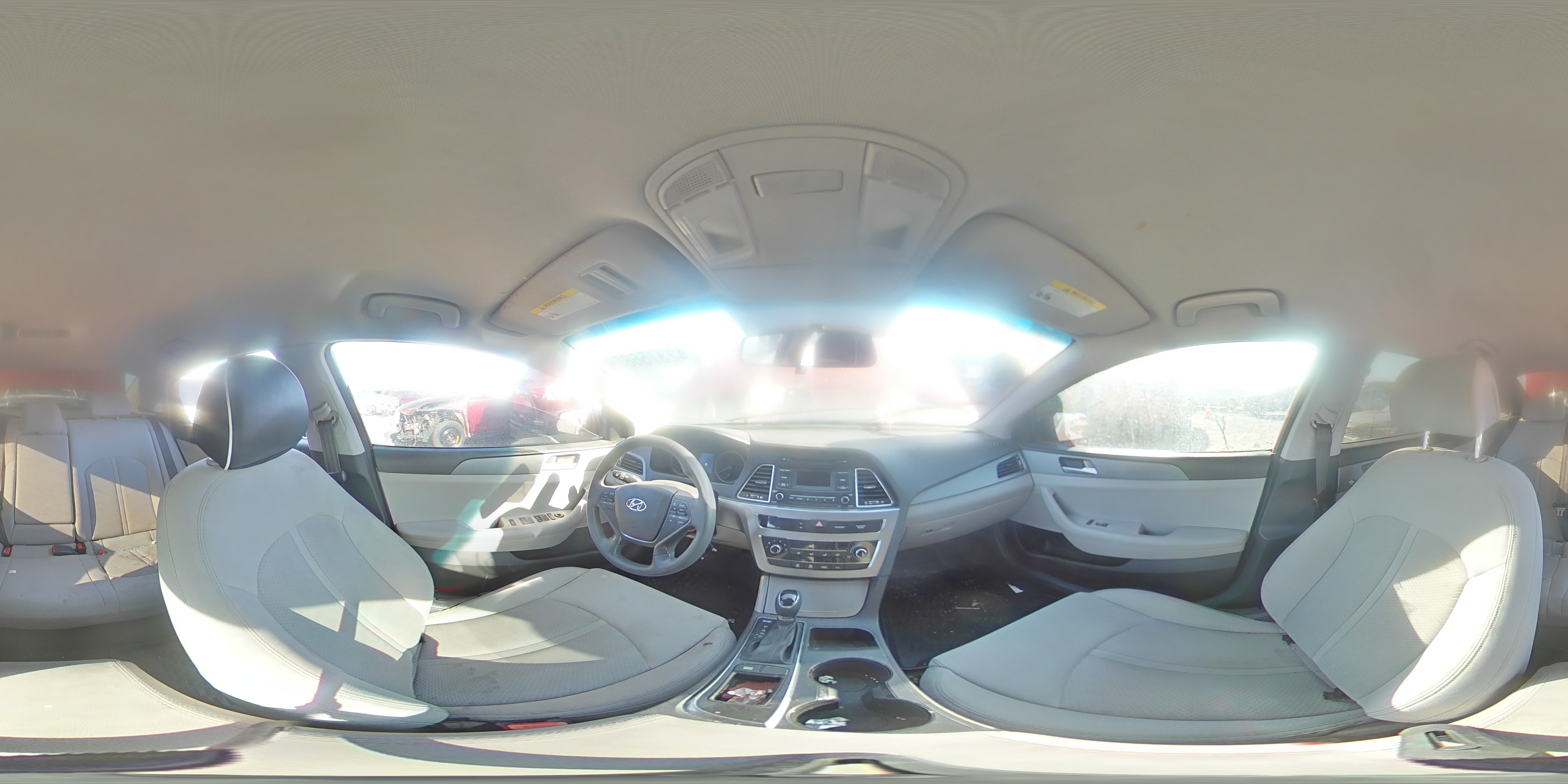 2015 Hyundai Sonata - Image 12