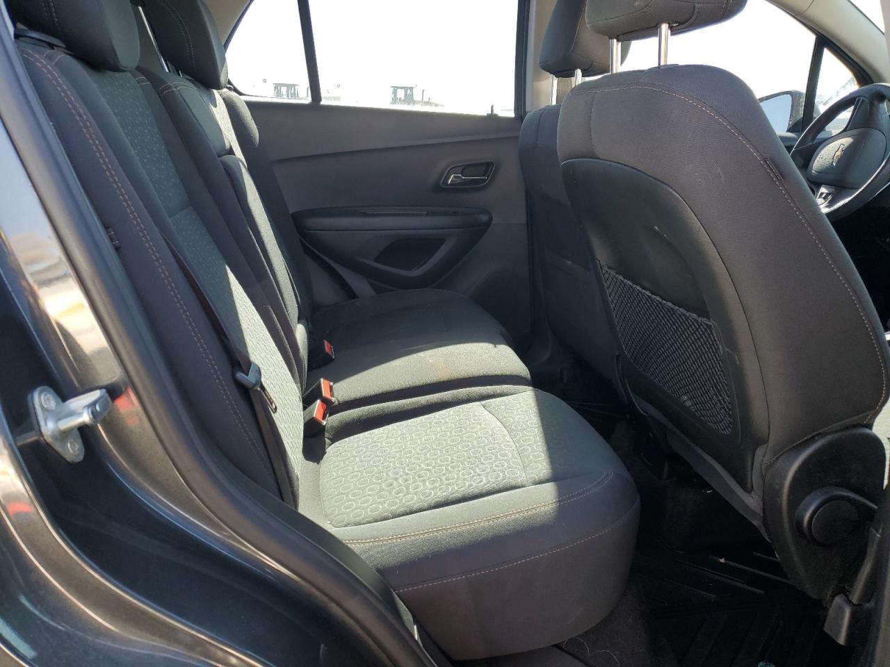2019 Chevrolet Trax - Image 11