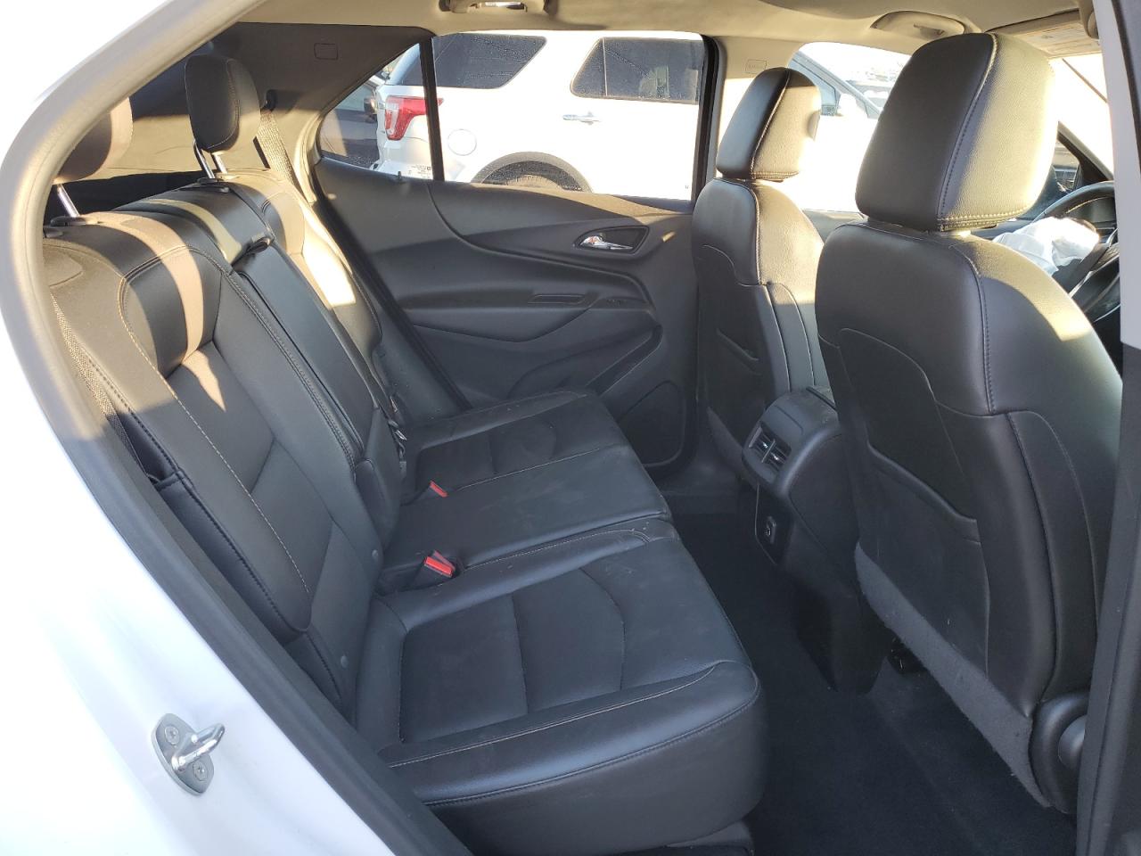 2020 Chevrolet Equinox - Image 11