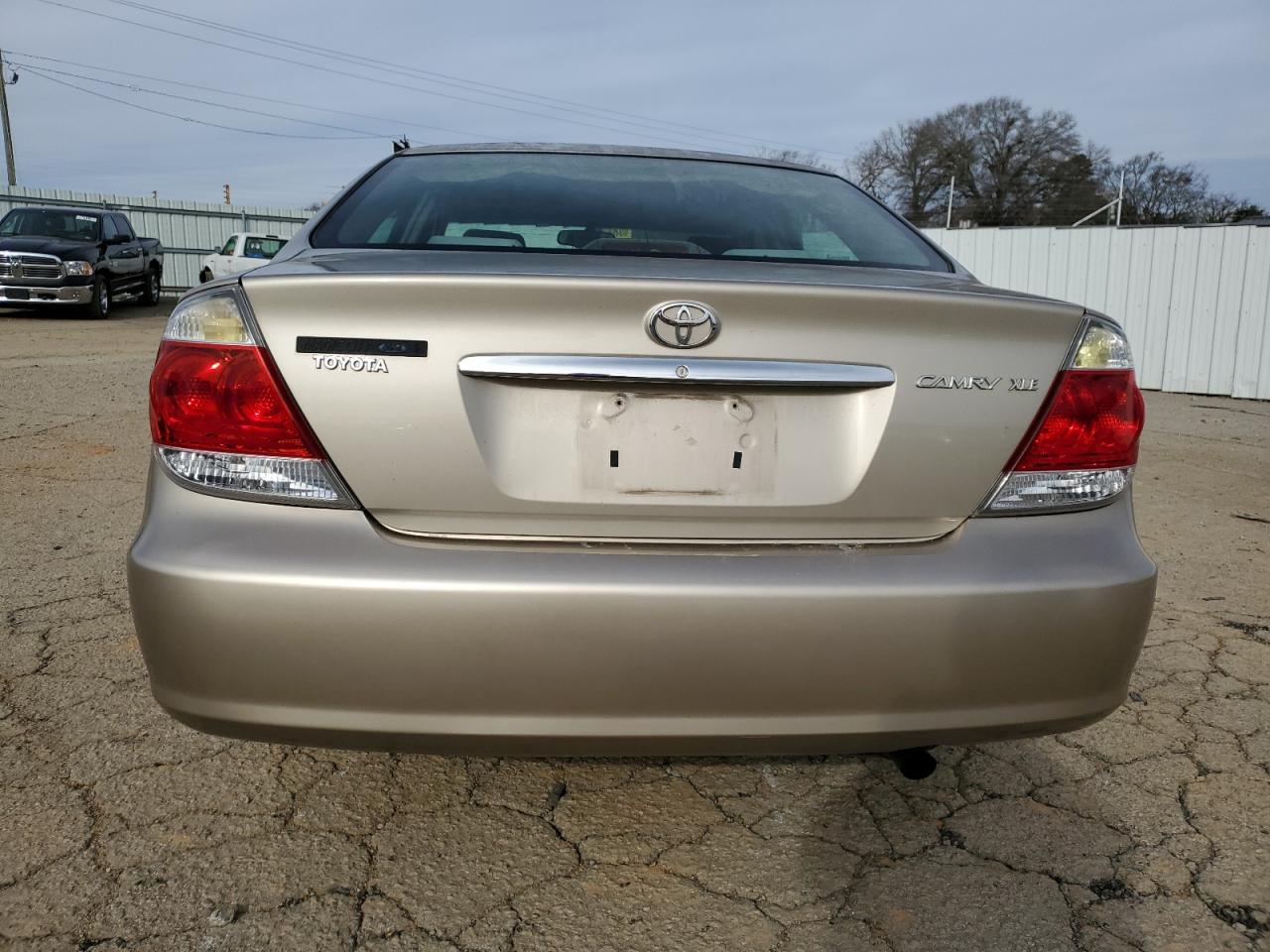 2005 Toyota Camry Le VIN: 4T1BE32K35U048291 Lot: 42002585