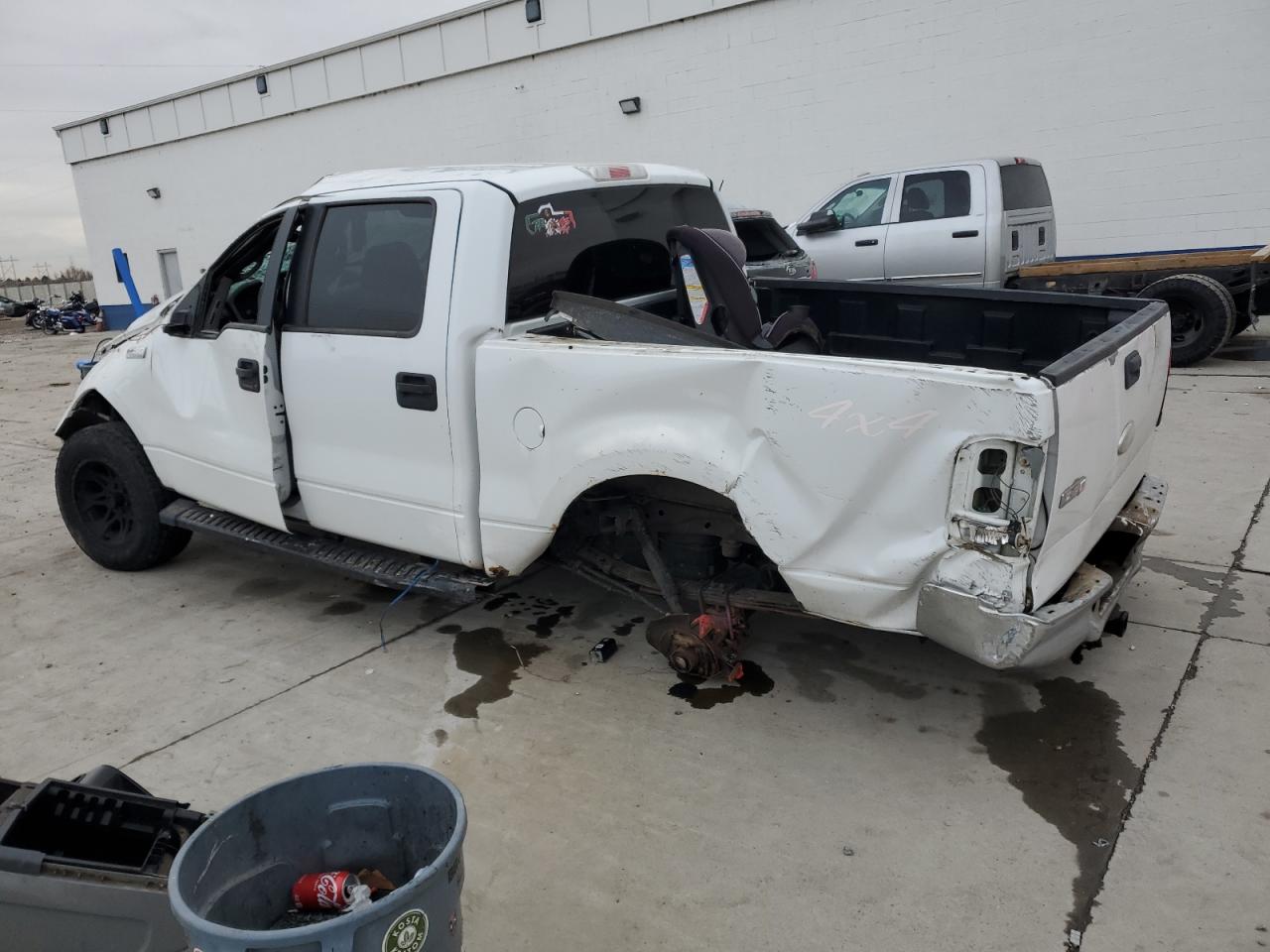 2006 Ford F-150 - Image 2