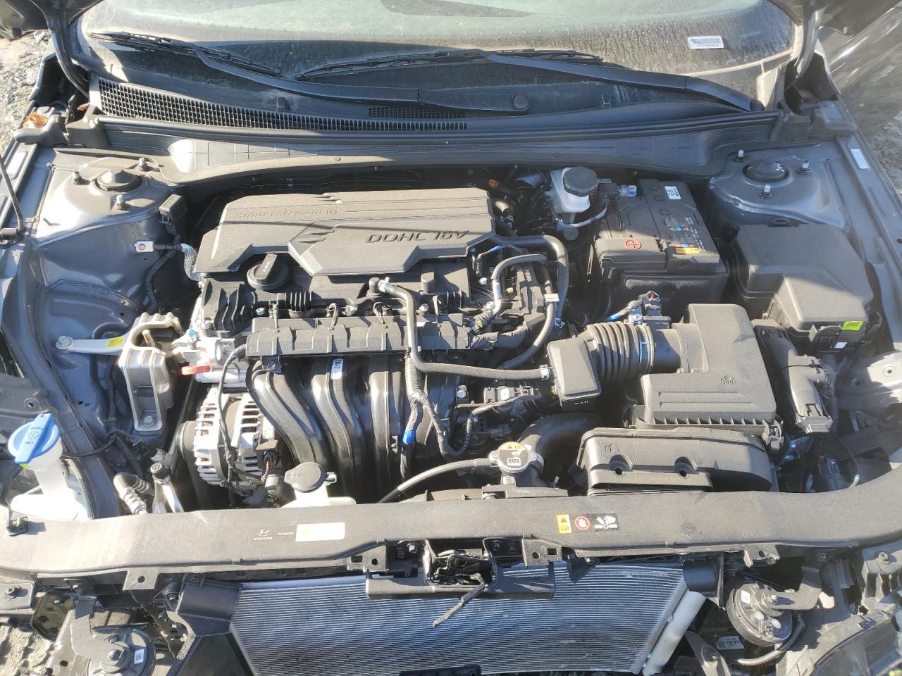 2024 Hyundai Elantra - Image 11