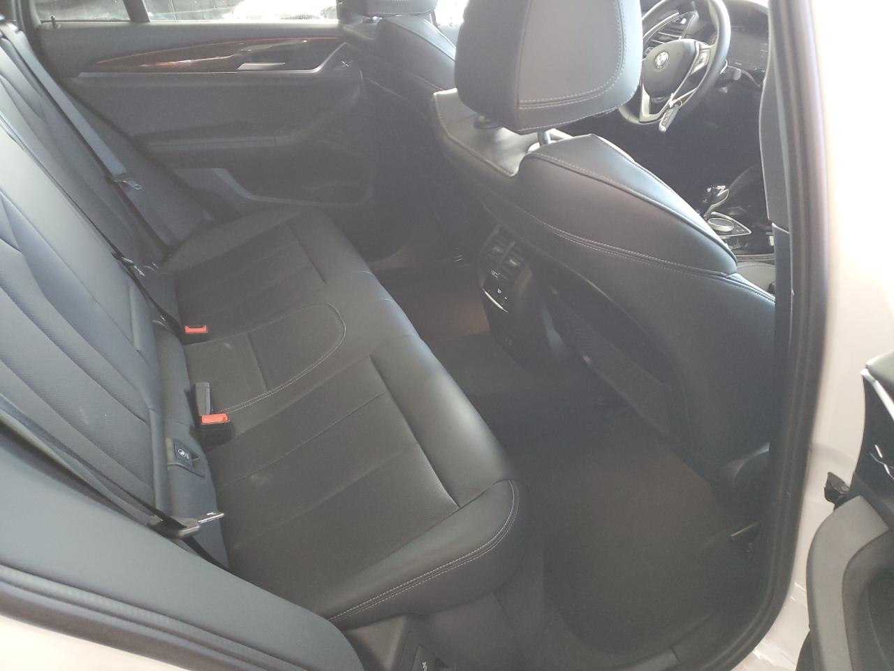 2023 BMW X4 - Image 10