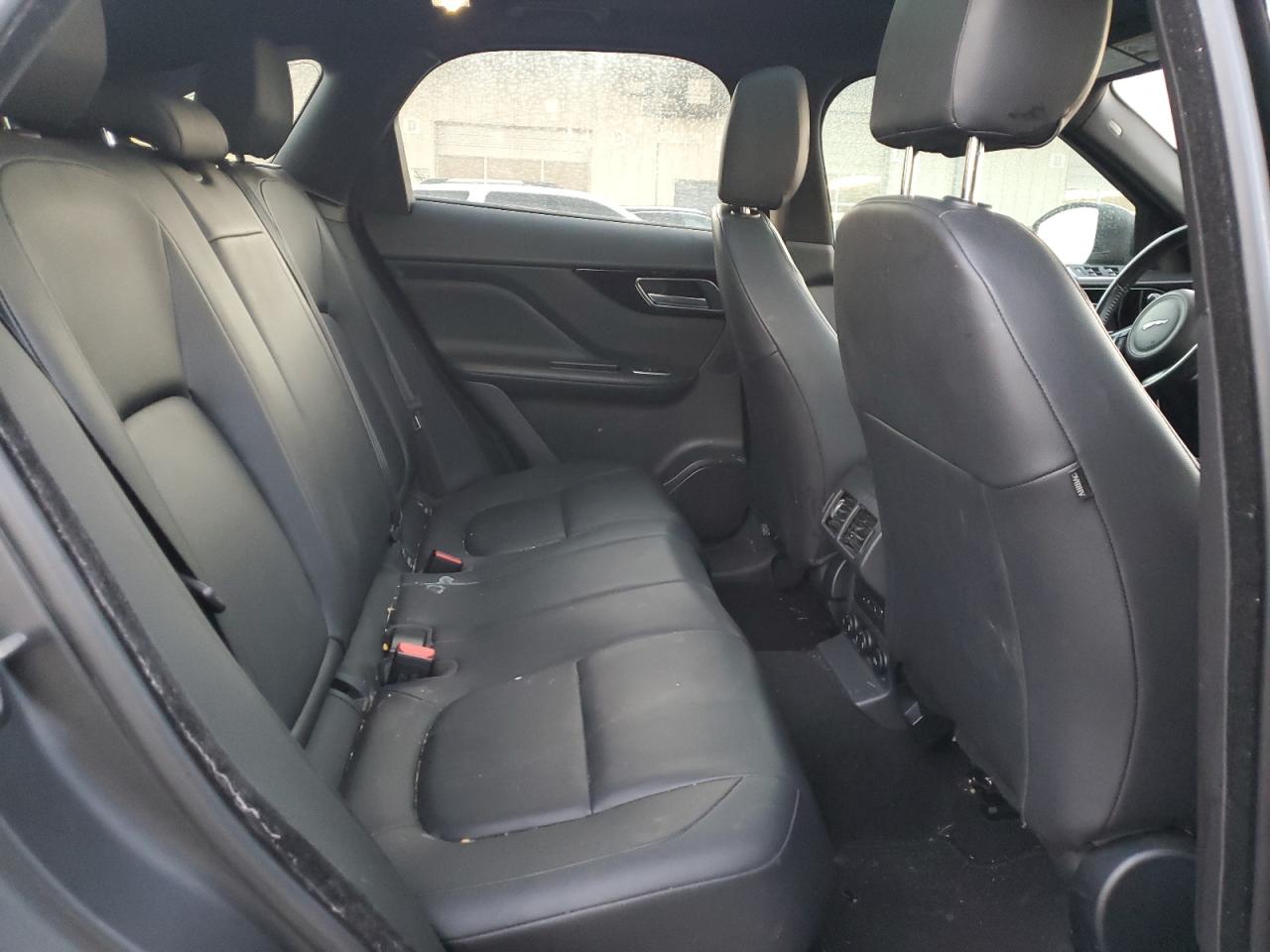 2018 Jaguar F-Pace - Image 11