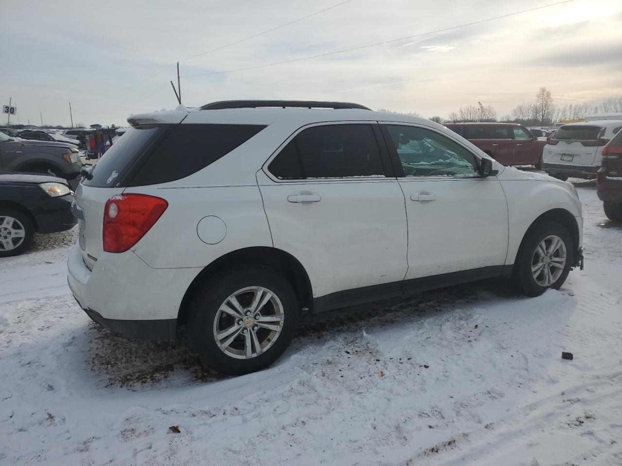2015 Chevrolet Equinox - Image 3