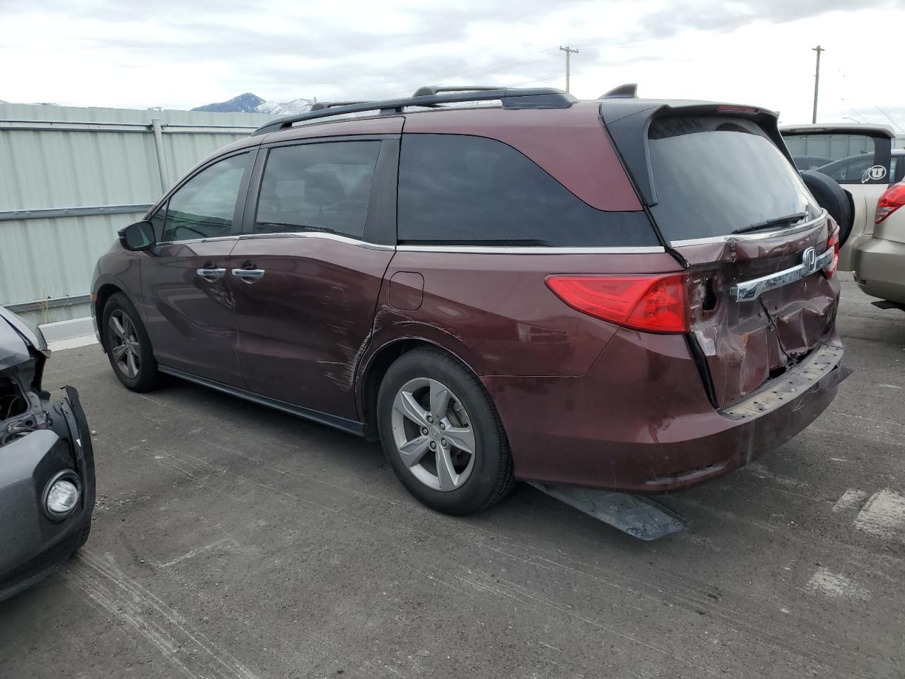 2018 Honda Odyssey - Image 2