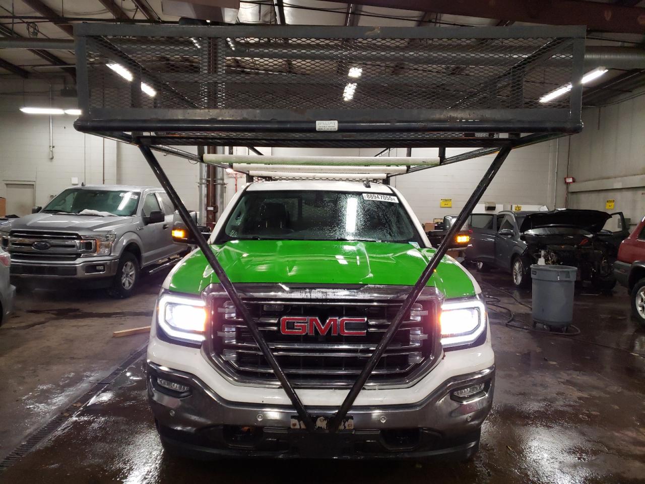 2017 GMC Sierra - Image 5