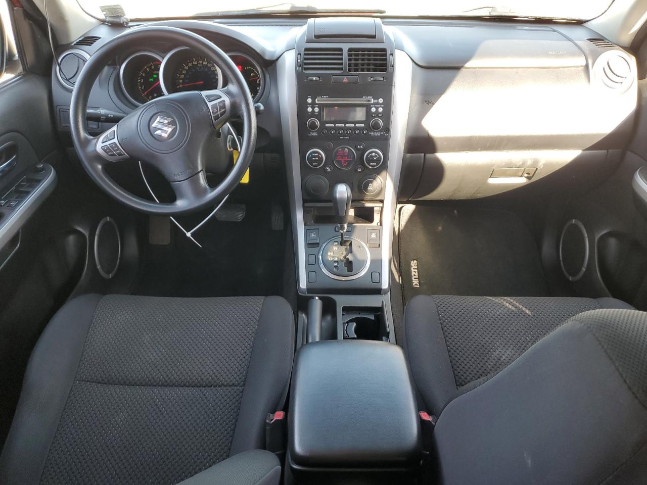 2012 Suzuki Grand Vitara - Image 8