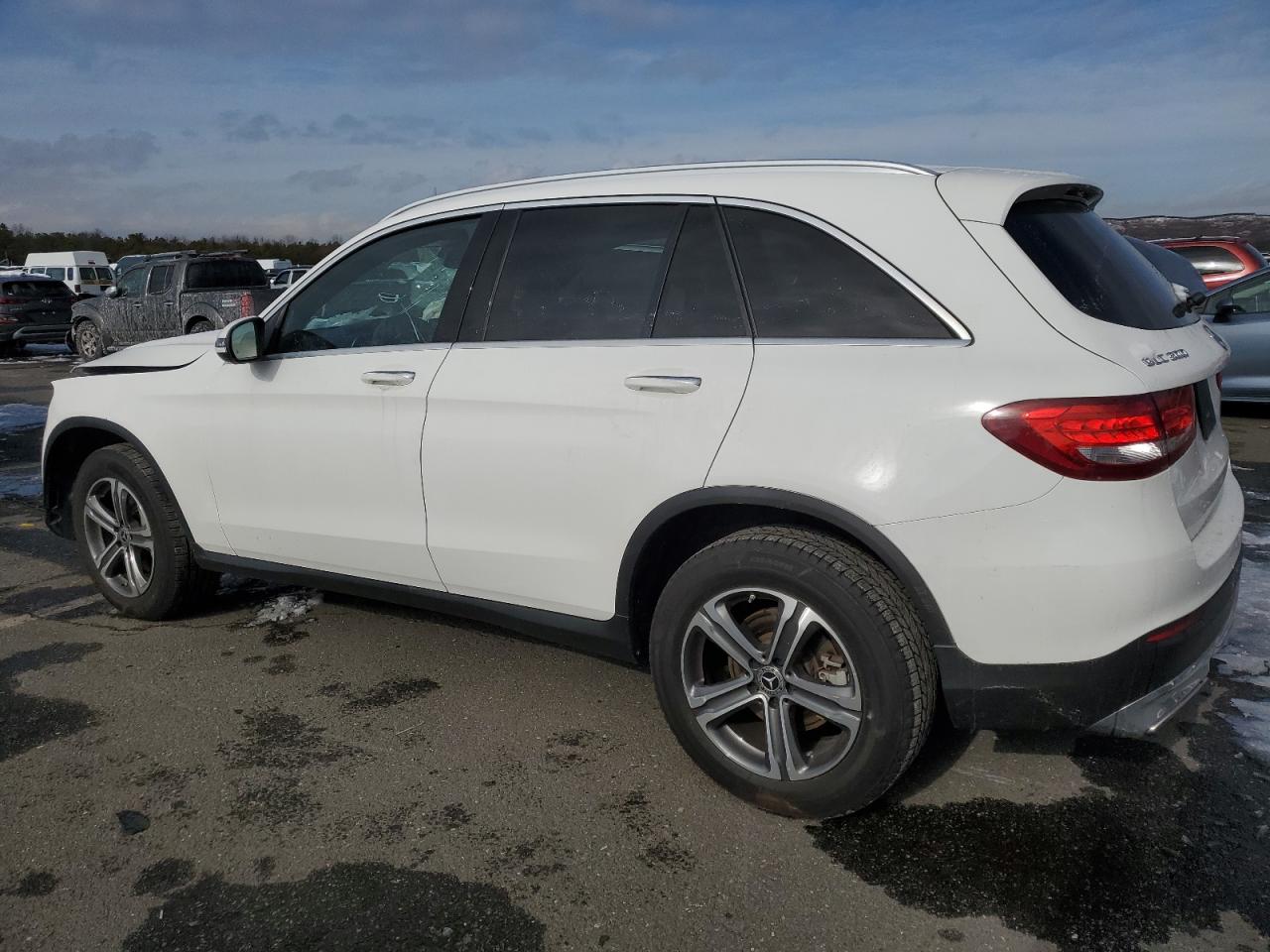 2019 Mercedes-Benz GLC - Image 2
