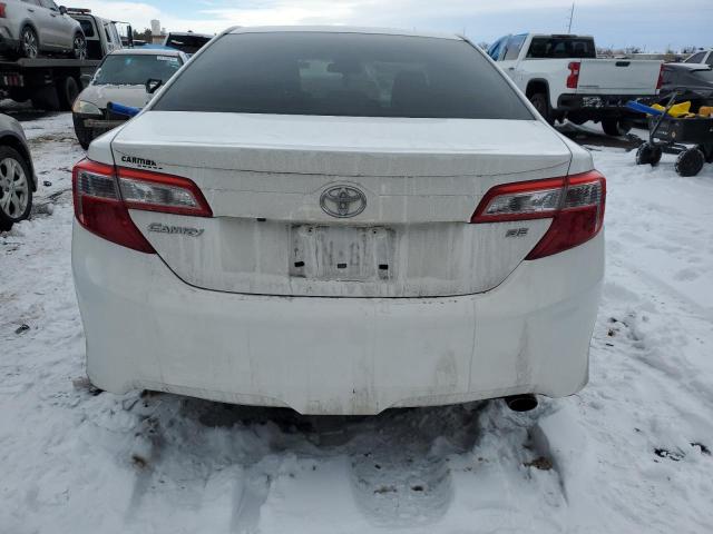 Sedans TOYOTA CAMRY 2014 Biały