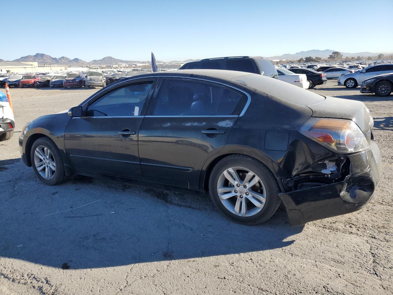2012 Nissan Altima - Image 2
