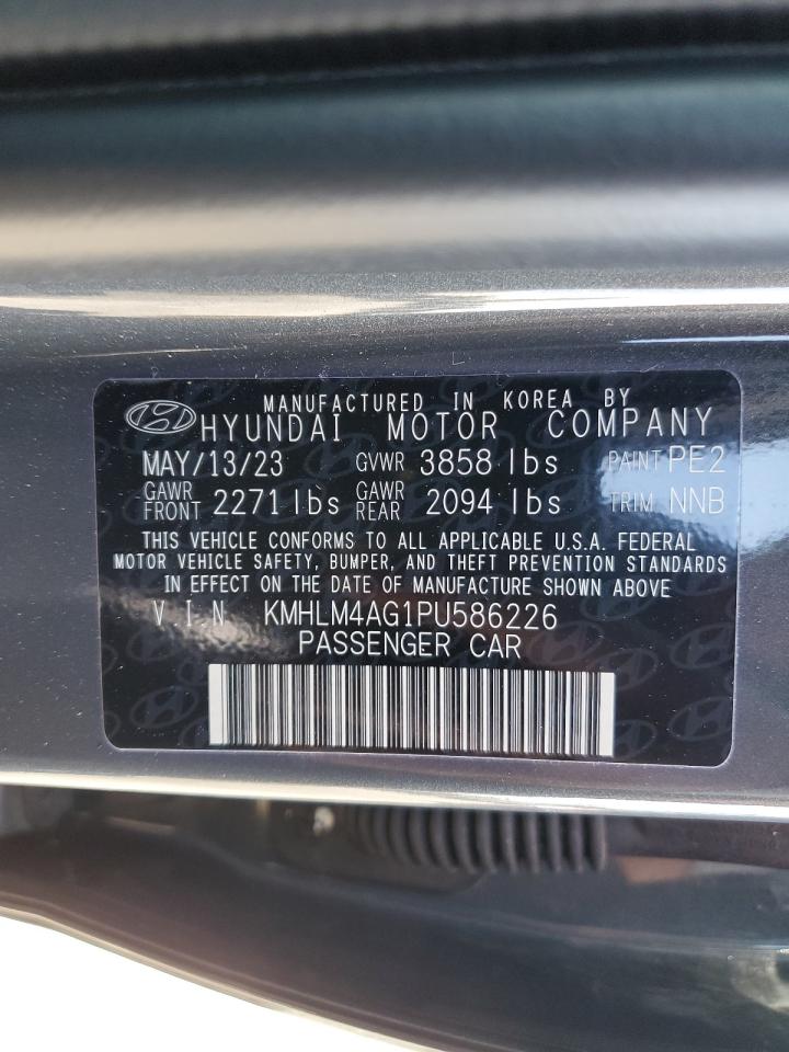 2023 Hyundai Elantra - Image 12