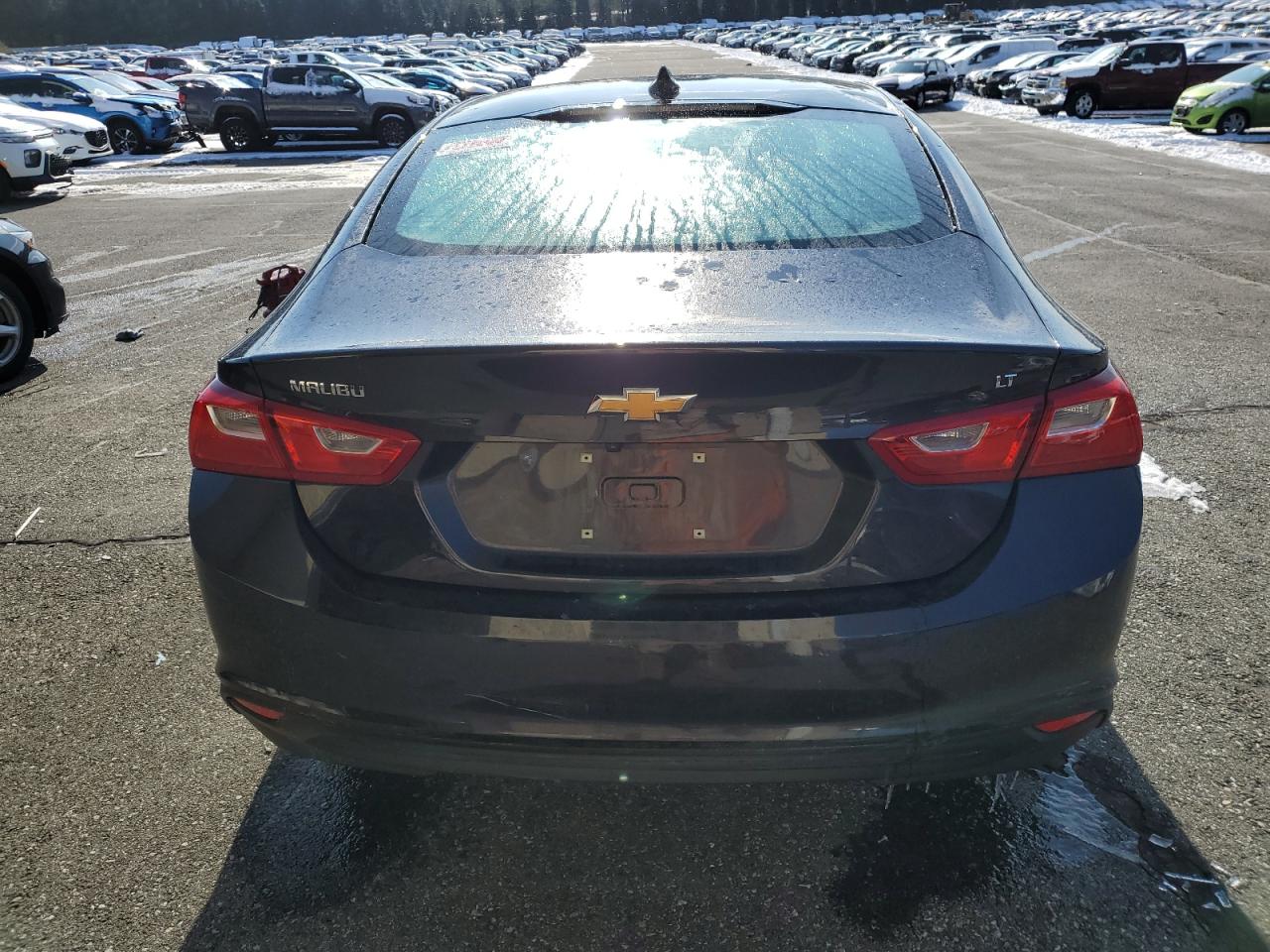 2023 Chevrolet Malibu - Image 6