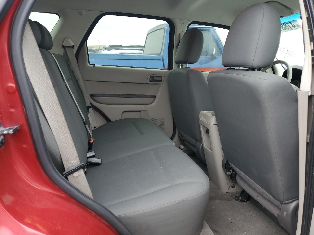 2009 Ford Escape - Image 10