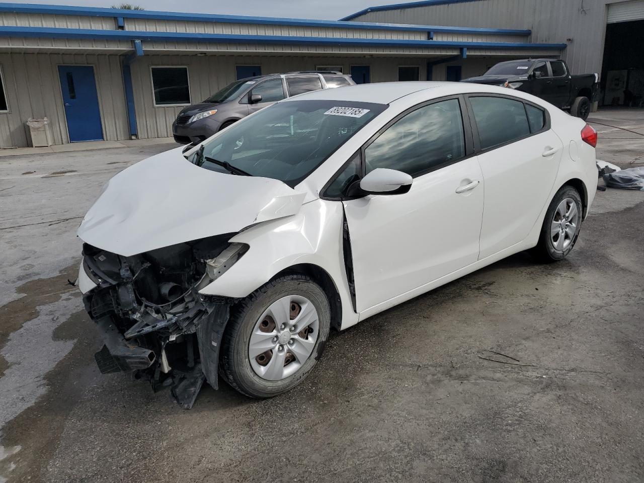 2016 Kia Forte - Image 1