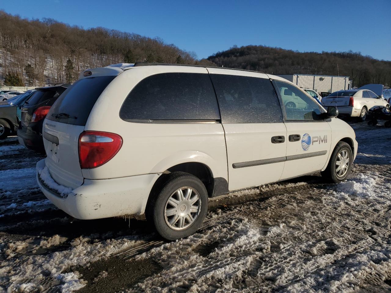 2005 Dodge Caravan - Image 3