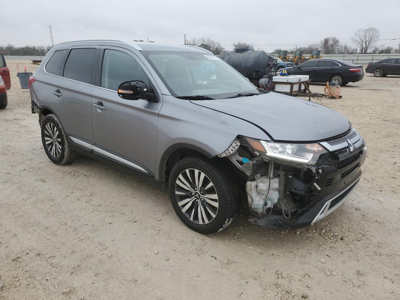 2019 Mitsubishi Outlander - Image 4