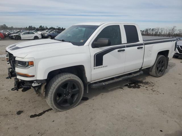 2017 Chevrolet Silverado K1500 Custom