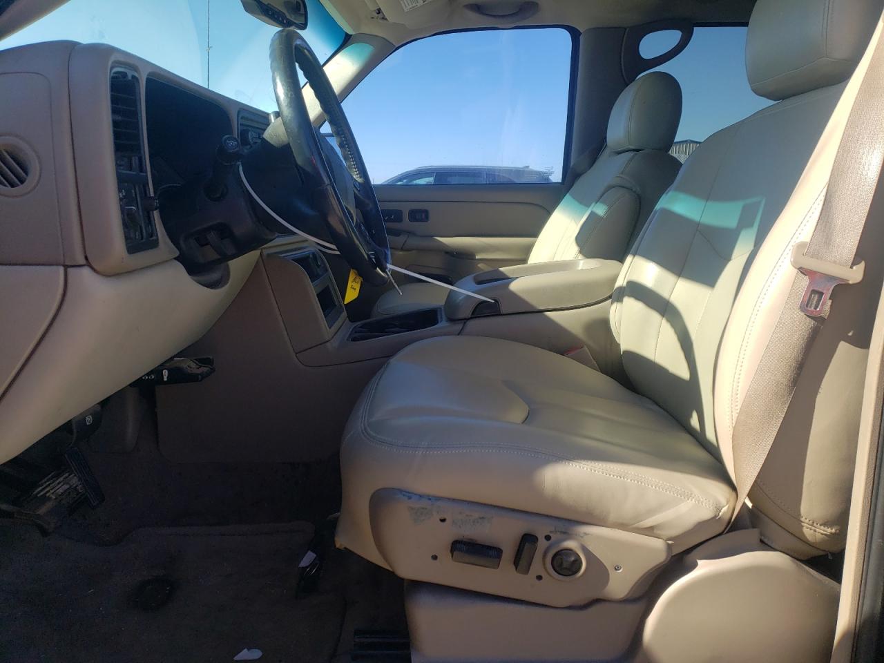 2004 Chevrolet Tahoe C1500 VIN: 1GNEC13Z74R148586 Lot: 87933485