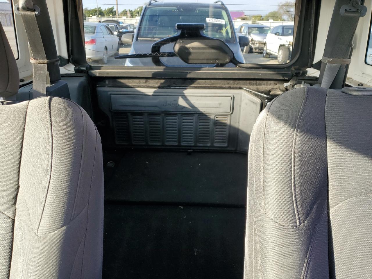 2018 Jeep Wrangler - Image 10