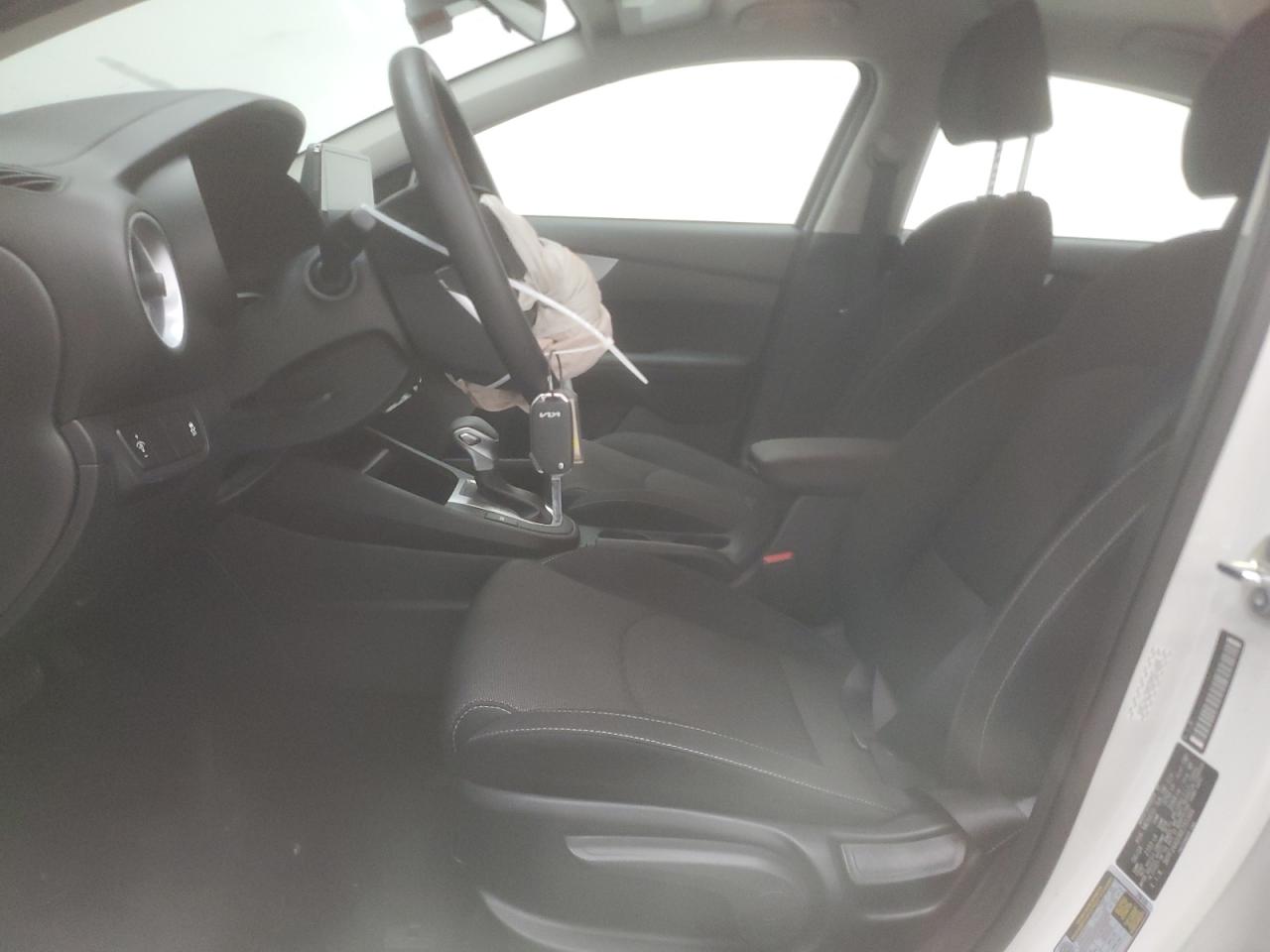 2024 Kia Forte - Image 7